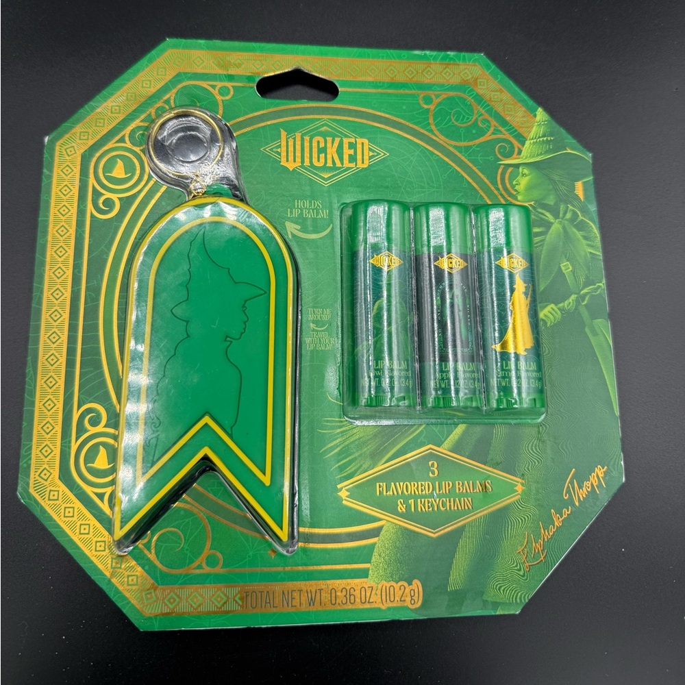 Wicked Flavored Lip Balm Set w/ Keychain NEW